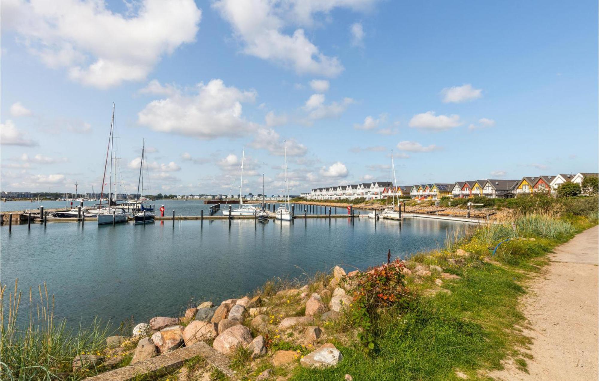 Nice Ship In Ostseeresort Olpenitz With Kitchen Exterior photo